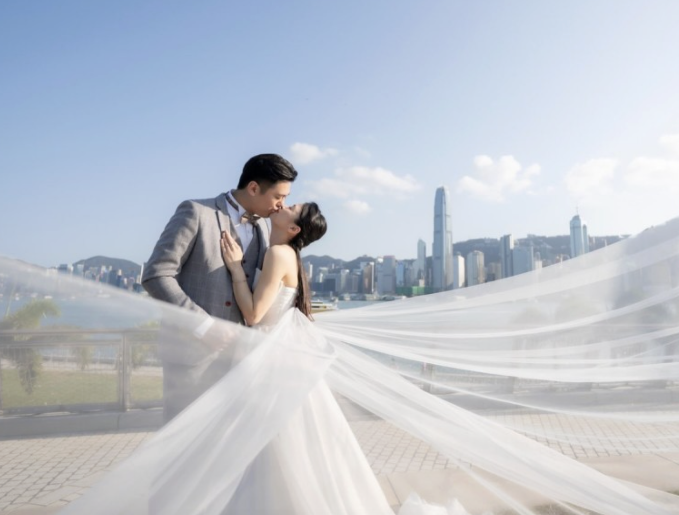 江华大儿子陈耀淙预告将办婚礼 晒与未婚妻浪漫婚纱照:准备好步入婚姻配图