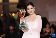 《星际宝贝》配音女星黛薇雀丝病逝 享年35岁配图