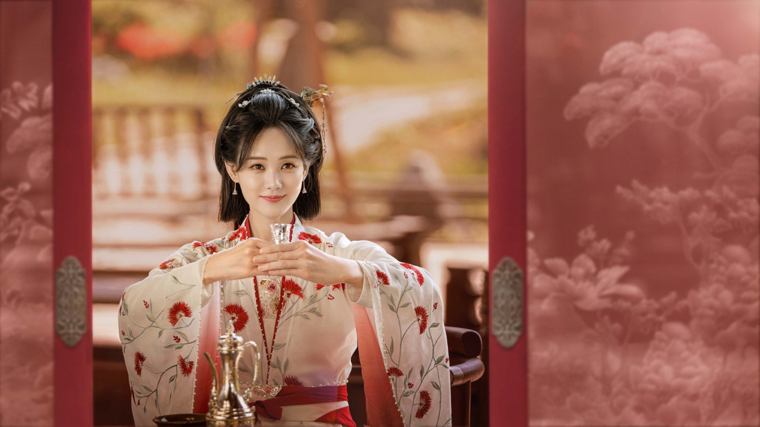 【追剧研究所】“纨绔城主”遇上落魄千金！ 曾舜晞李一桐《云秀行》上演权谋喜对决配图