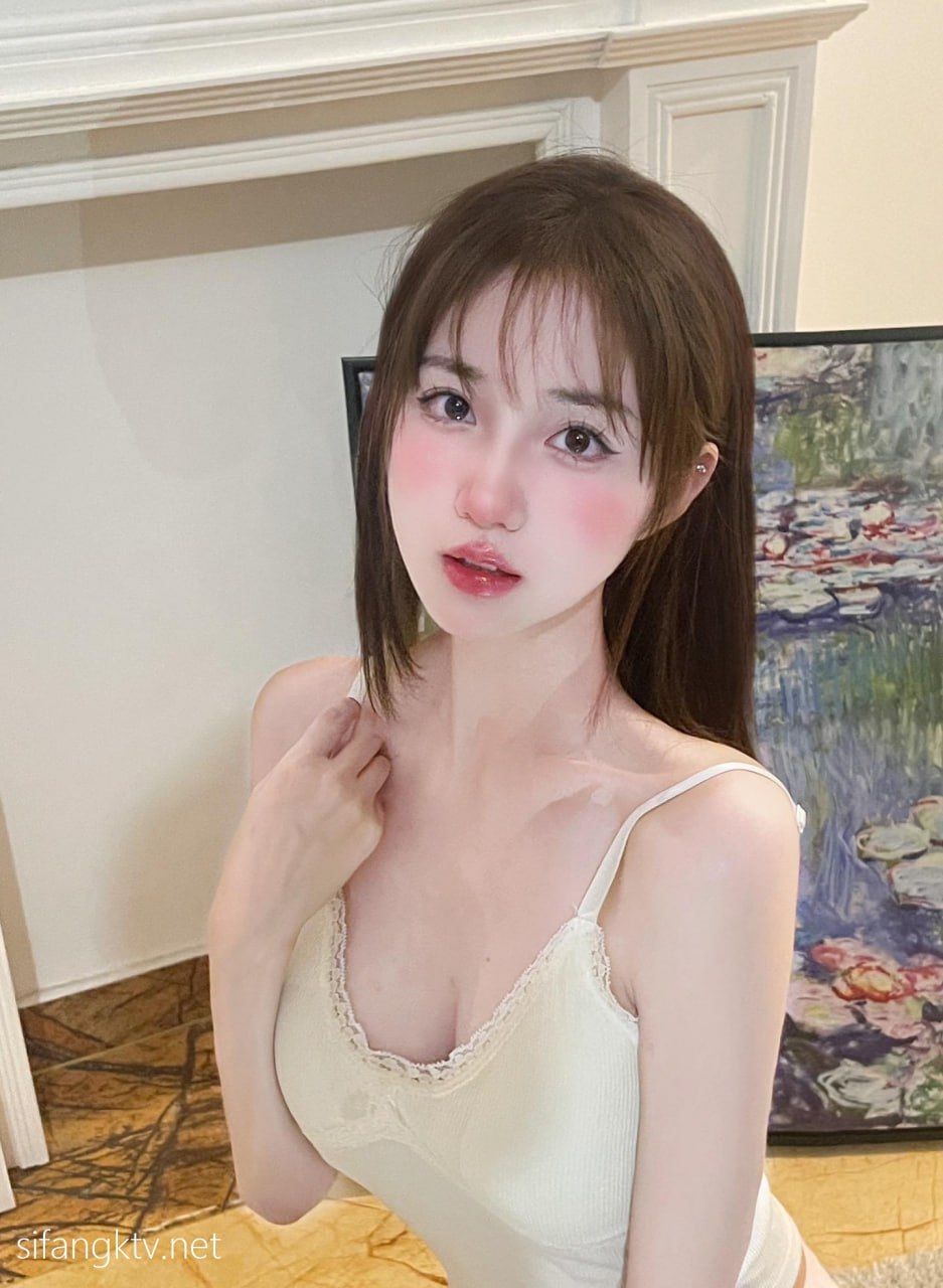 热议｜抖音60万粉丝网红焕儿：我是骚货，公交车，想让大家操我。视频评论区配图 1