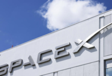 SpaceX股价大幅回落 马斯克失“兆美元富豪”头衔配图