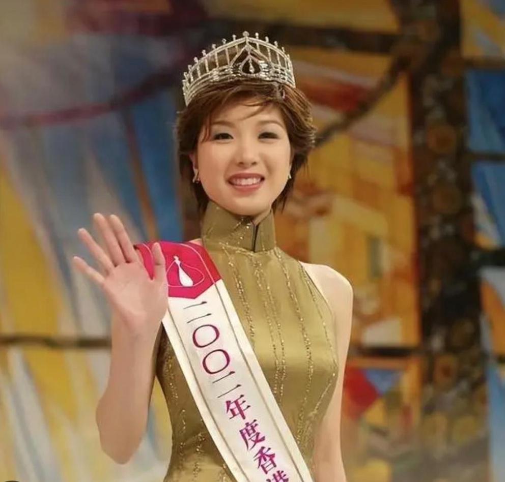 港姐胡家惠两度离婚 痛揭前夫出轨 曾代对方还300万债务配图