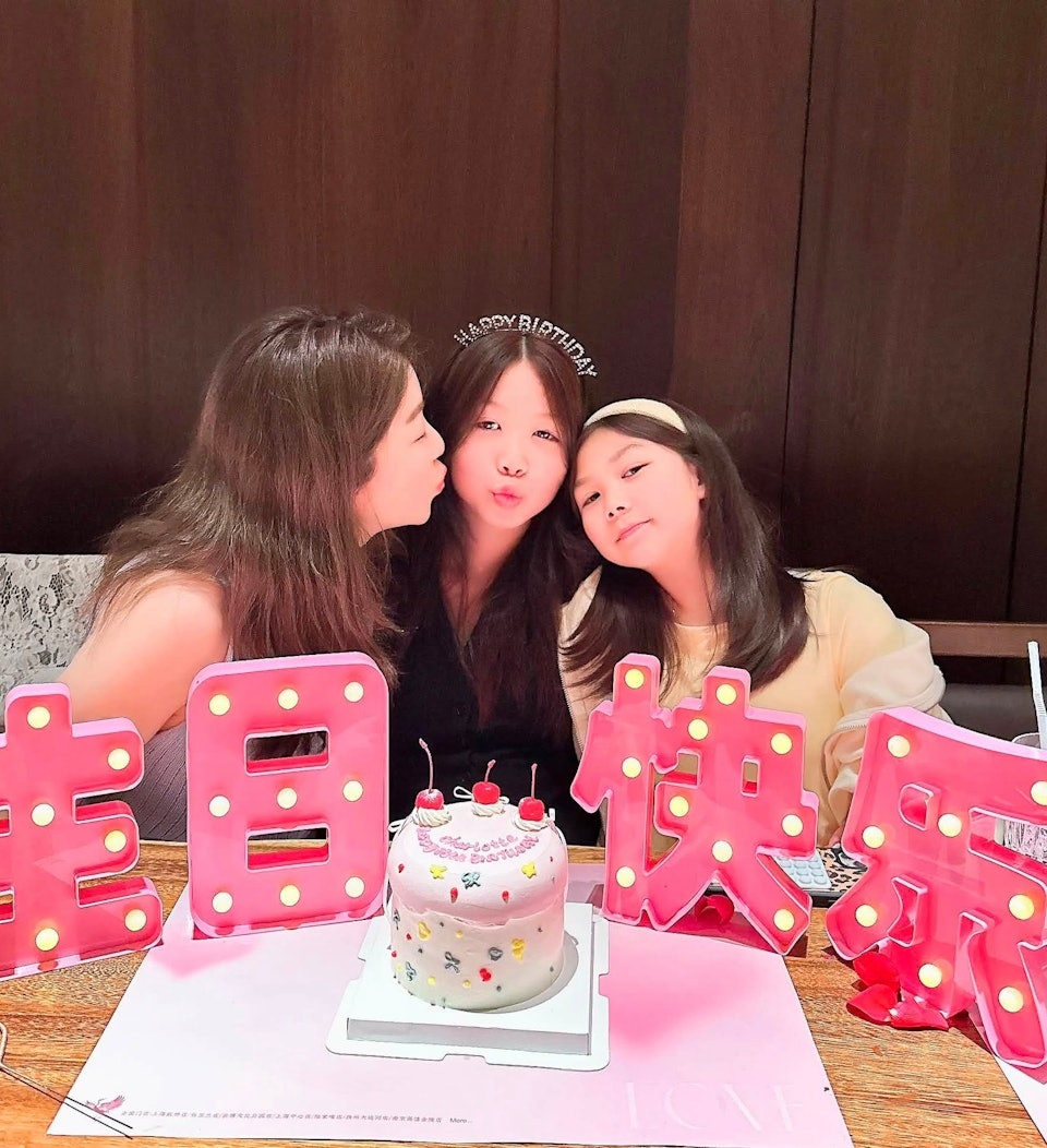 港姐胡家惠两度离婚 痛揭前夫出轨 曾代对方还300万债务配图