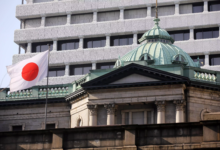 日元汇市掀起剧烈波动 市场押注日元贬值配图