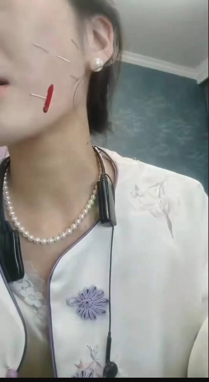 热议|女主播pk惩罚,用订书钉订脸引发讨论,时间线与后续进展梳理配图