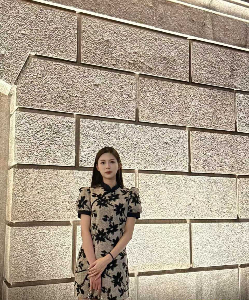 热议|昆明准新娘 邓相宜 婚前夜出轨偷情配图 2