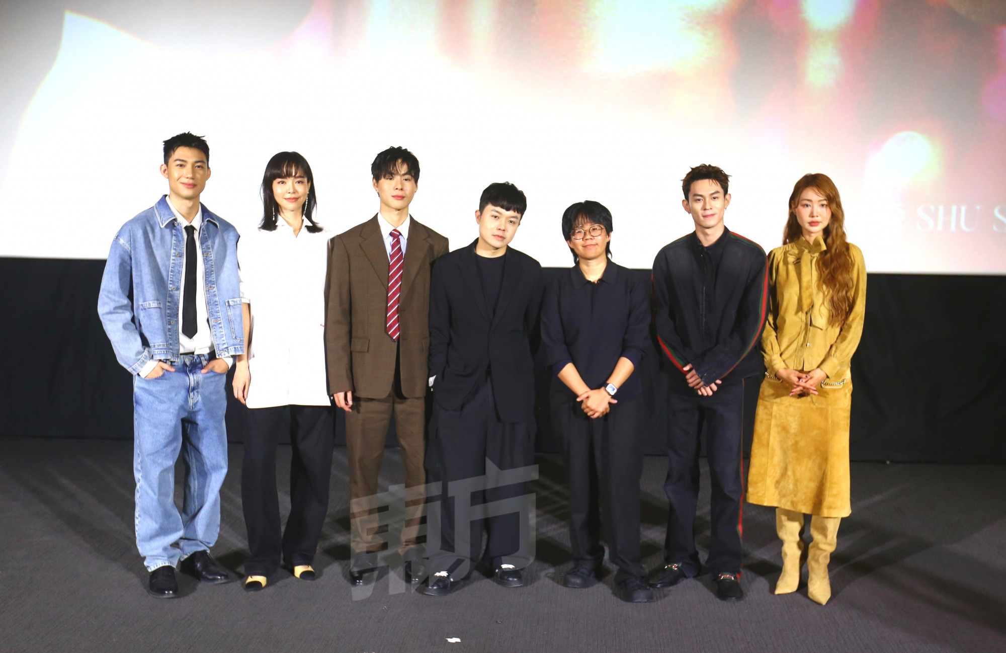 《恋爱演算法》吴清年爆吻戏糗事 杨振宁称激情戏靠“默契”配图