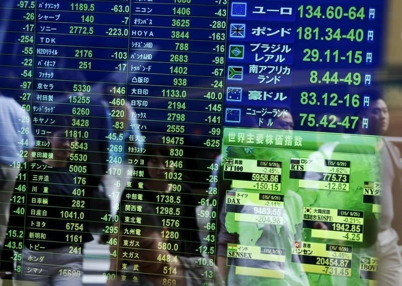 隔夜美股涨跌不一 亚股早盘出现下跌配图