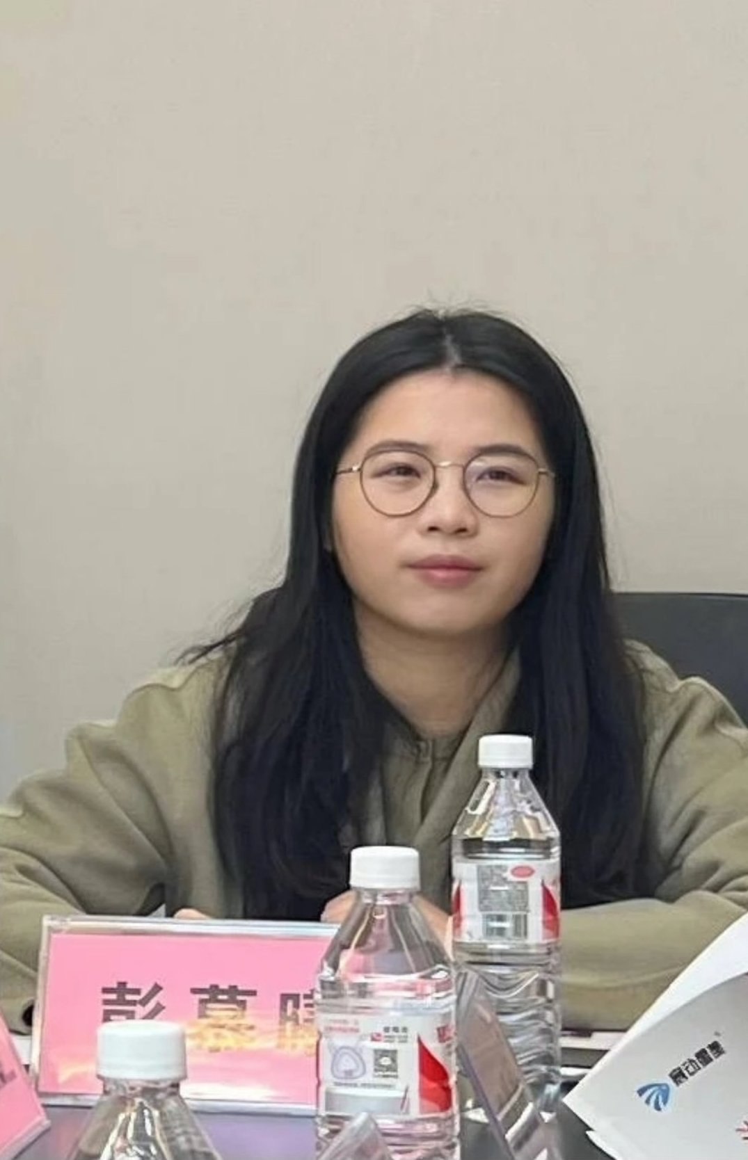 热议|恶意占用他人产权车位的彭女士被扒出是长沙体育局副处长,2023入职,配图 3