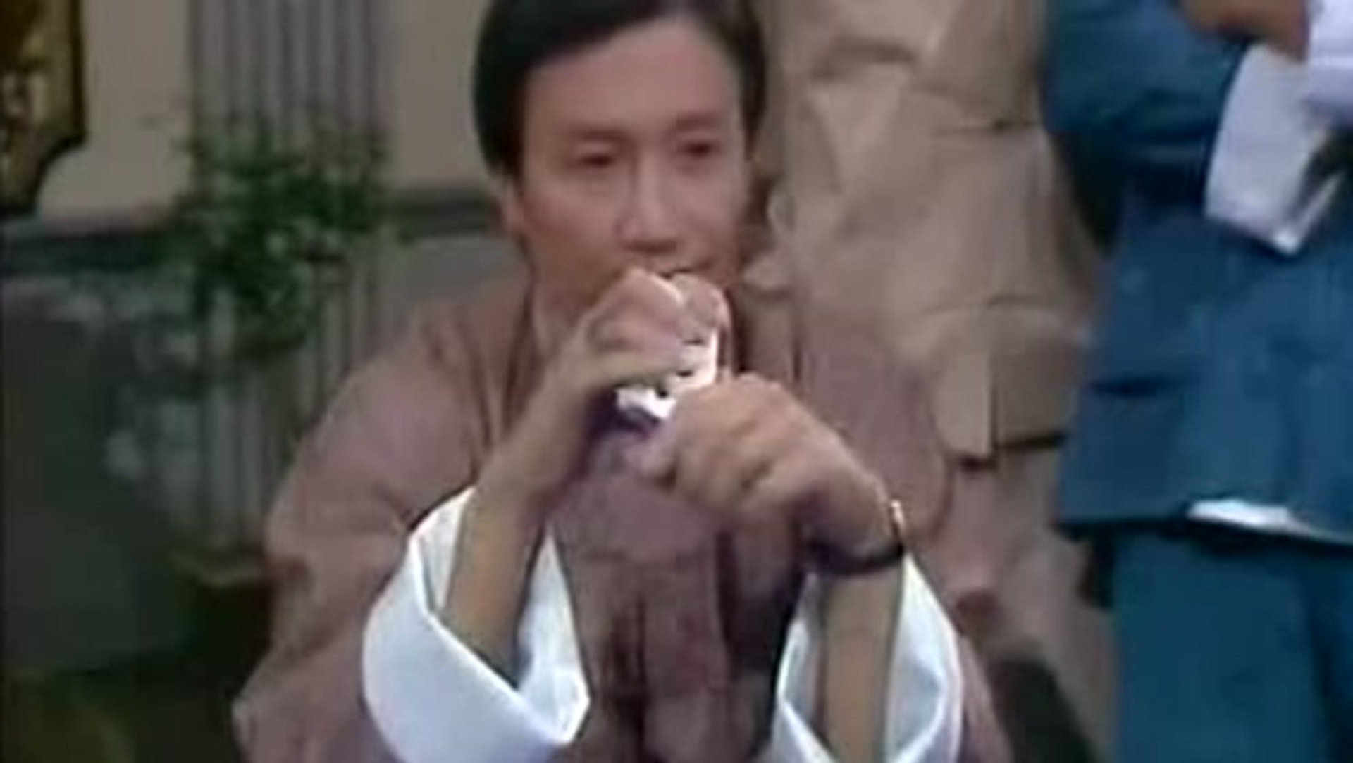 【谢贤离世】一生拍近200部电影 2021年夺影帝︰以为拿完终身成就奖就没了配图