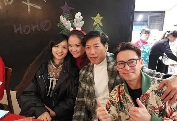 张耀扬爆已婚 妻子被夸“好美好温柔”配图