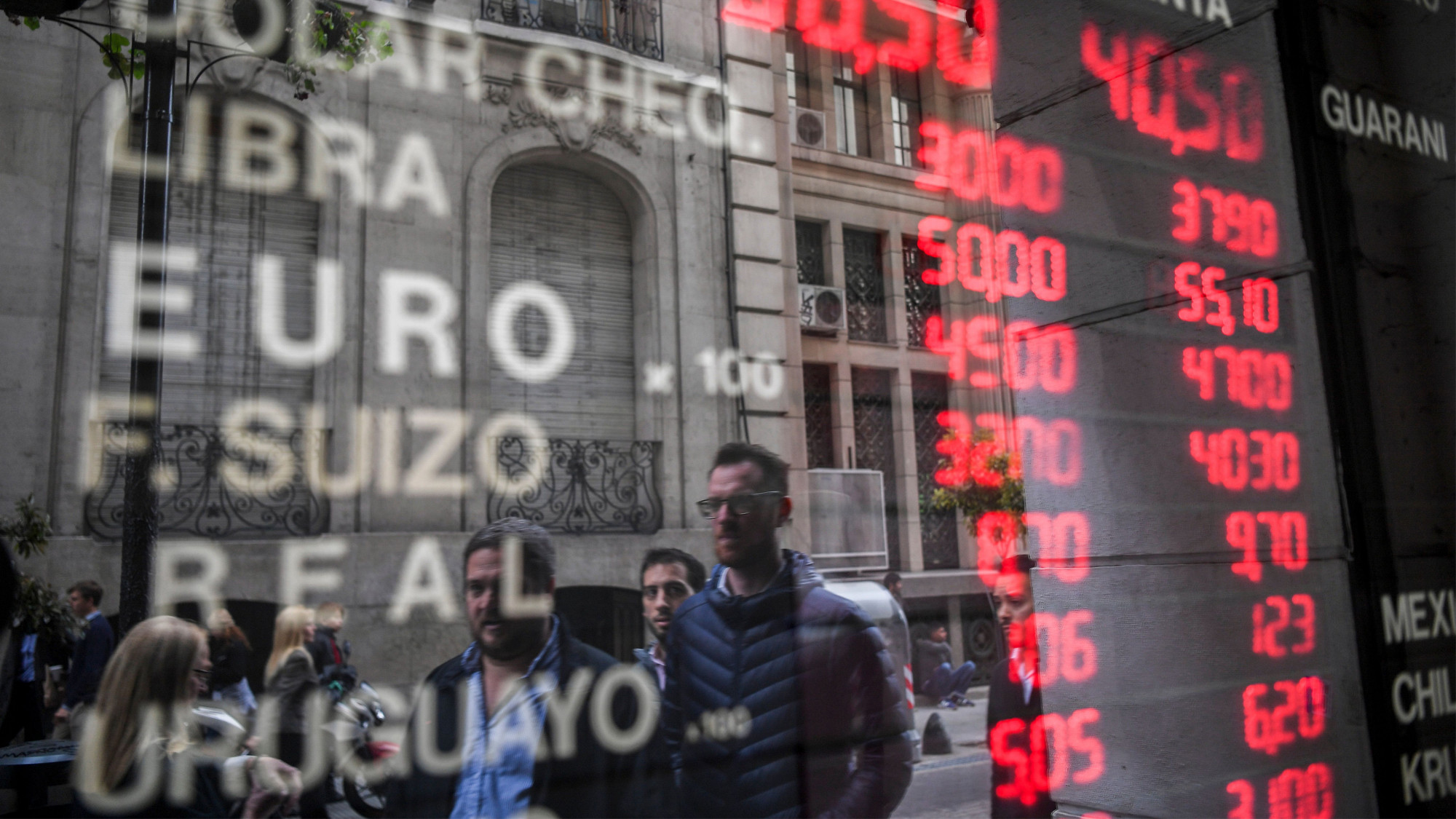 美汇率操控“灰名单” 马来西亚两邻国榜上有名配图