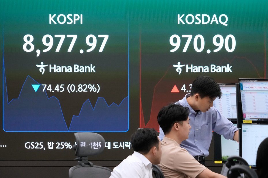 亚股早盘大幅下挫 日本和韩国领跌配图