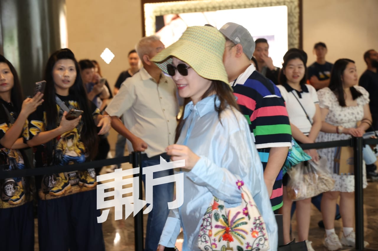 香港艺人云集吉隆坡 杨明庄思明婚宴宛如红地毯配图