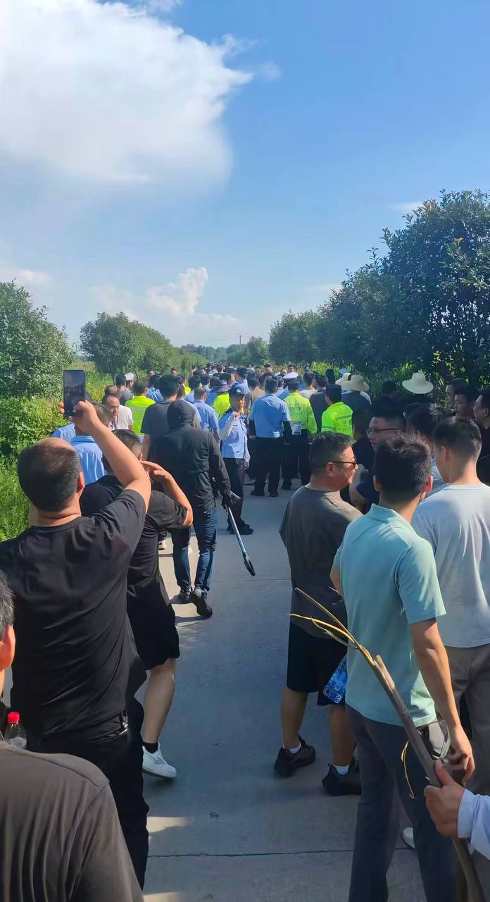 热议｜河南西平县发生重大刑事案件，嫌疑人在逃。。。官方通报配图 4