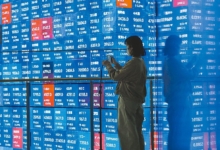 亚股全日大幅下挫 美国贸易与货币最新动向配图