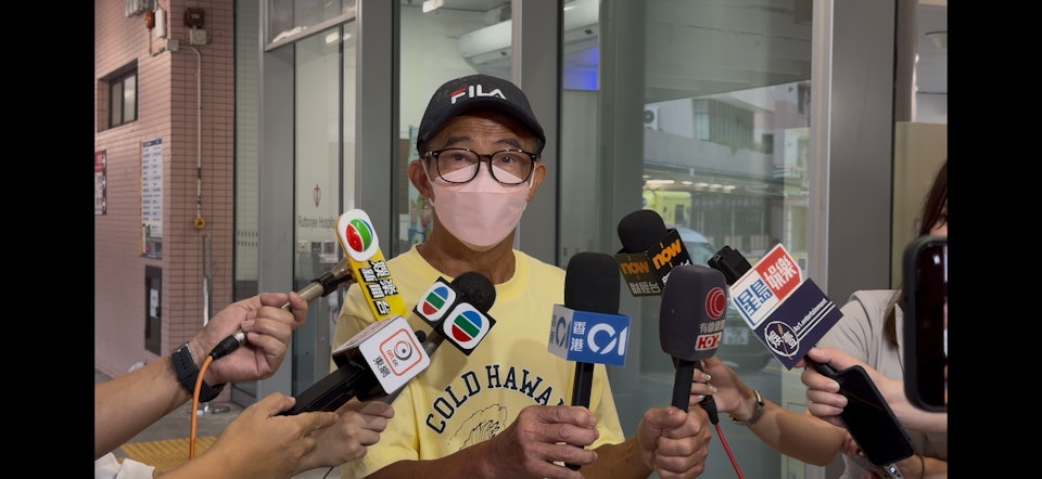 【梅妈覃美金离世】无惧元配Joey灵堂对质 梅启明不逐客:任何仇家都欢迎配图