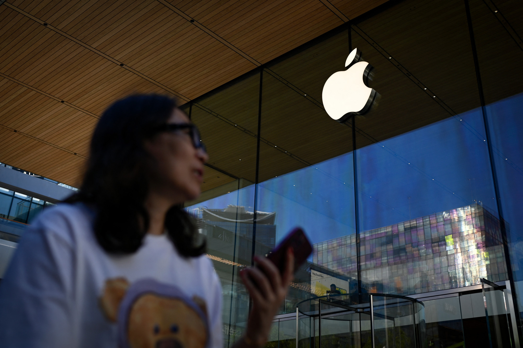 掌舵苹果15年 库克功成身退配图