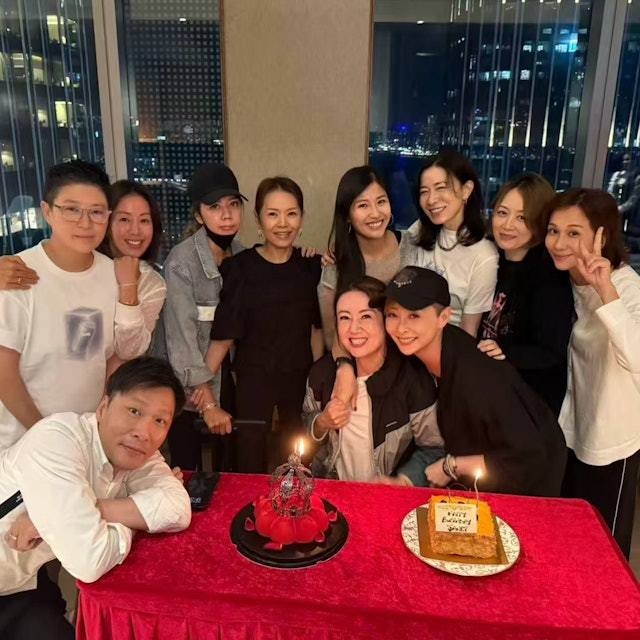 49岁锺丽淇表情僵硬惹揣测 佘诗曼替好姊妹解释：吃了药有点呆滞配图